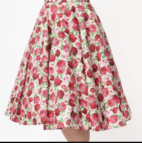 Unique Vintage Dresses & Skirts - Unique Vintage Magnolia Place Rose Skirt